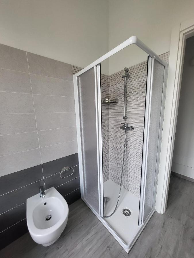 Bilocale Liberty Apartment Viggiù Екстериор снимка